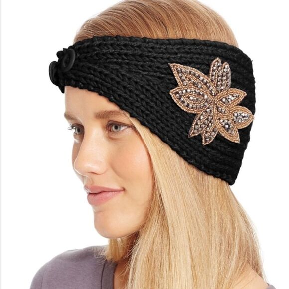 Flower appliqué Headwrap  - Picture 1 of 3